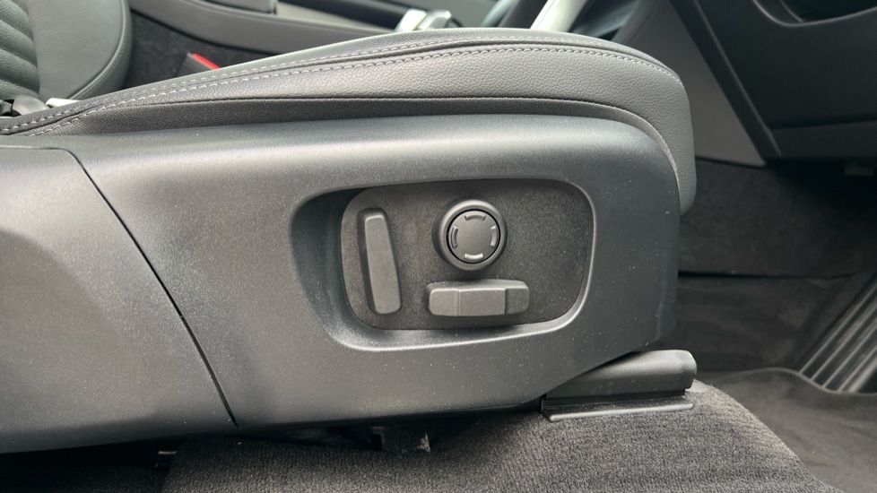 Used Land Rover Discovery Sport 2025 for sale - 76540016: Photo 44