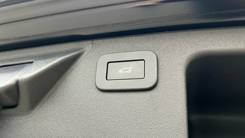 Used Land Rover Discovery Sport 2025 for sale - 76540016: Photo 53