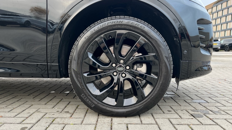 Used Land Rover Discovery Sport 2025 for sale - 76540016: Photo 8