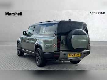 Used Land Rover Defender 2024 for sale - 75665018: Photo