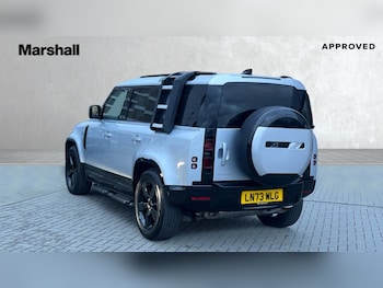 Used Land Rover Defender 2023 for sale - 76796424: Photo