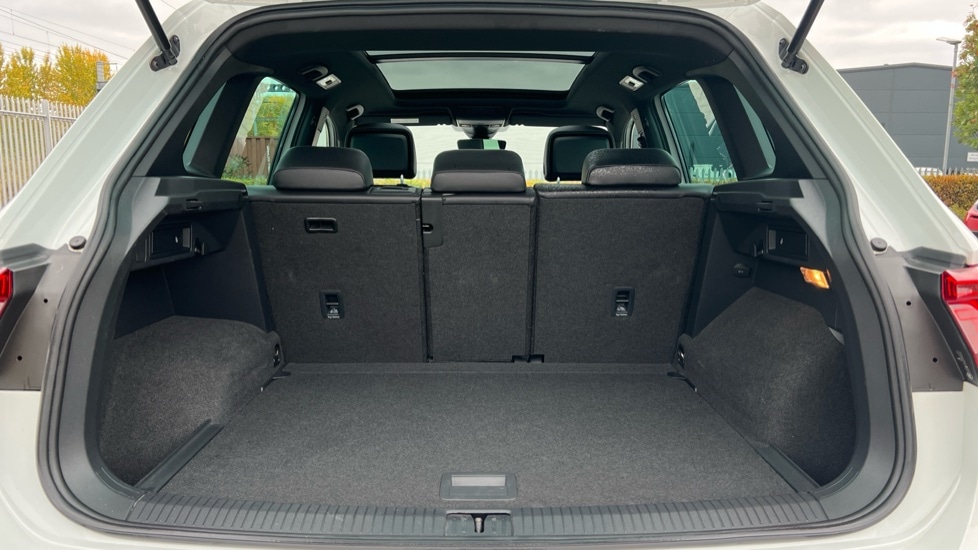 Used Volkswagen Tiguan 2018 for sale - 77060709: Photo 15