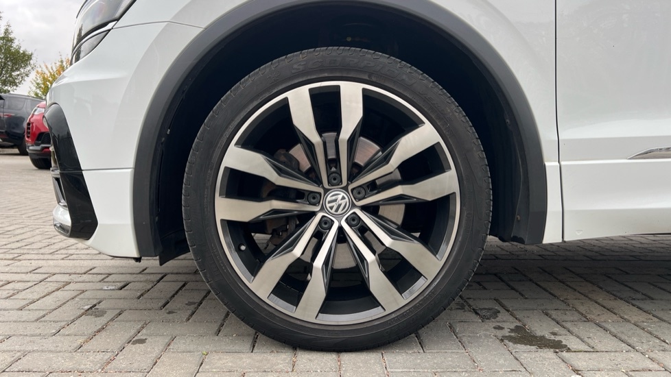 Used Volkswagen Tiguan 2018 for sale - 77060709: Photo 17