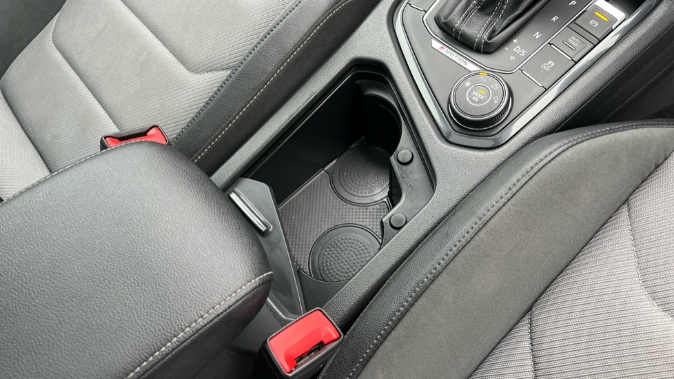 Used Volkswagen Tiguan 2018 for sale - 77060709: Photo 48