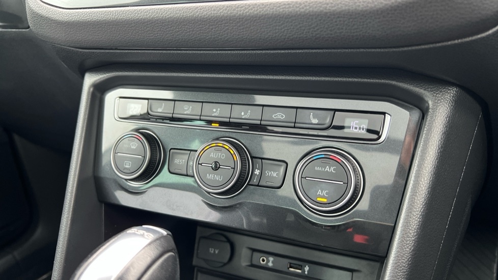 Used Volkswagen Tiguan 2018 for sale - 77060709: Photo 59