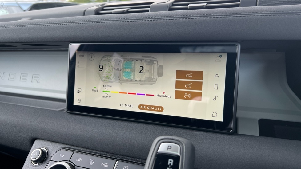 Used Land Rover Defender 2023 for sale - 76447295: Photo 65