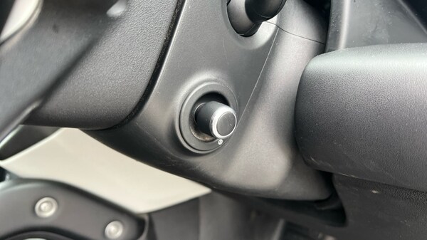 Used Land Rover Defender 2020 for sale - 76140090: Photo 50