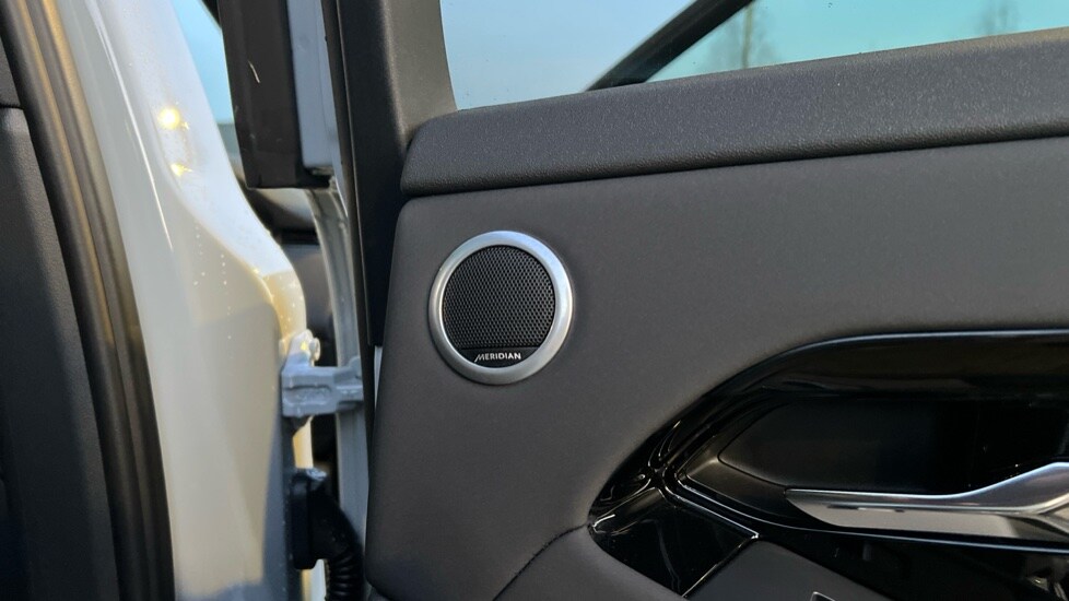 Used Land Rover Range Rover Evoque 2025 for sale - 77010485: Photo 48