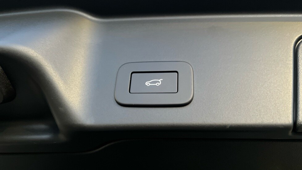 Used Land Rover Range Rover Evoque 2025 for sale - 77010485: Photo 52