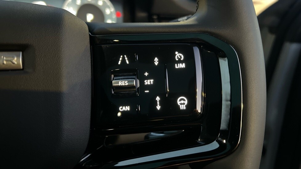 Used Land Rover Range Rover Evoque 2025 for sale - 77010485: Photo 66