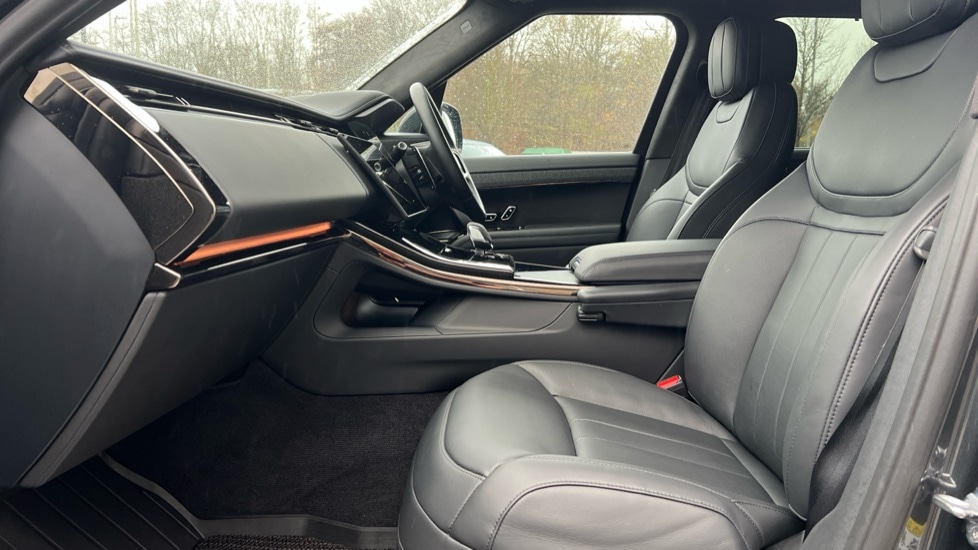 Used Land Rover Range Rover Sport 2025 for sale - 76901434: Photo 3
