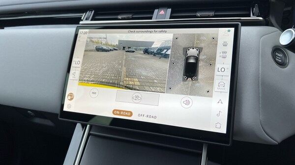 Used Land Rover Range Rover Velar 2025 for sale - 76203885: Photo 12