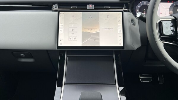 Used Land Rover Range Rover Velar 2025 for sale - 76203885: Photo 14