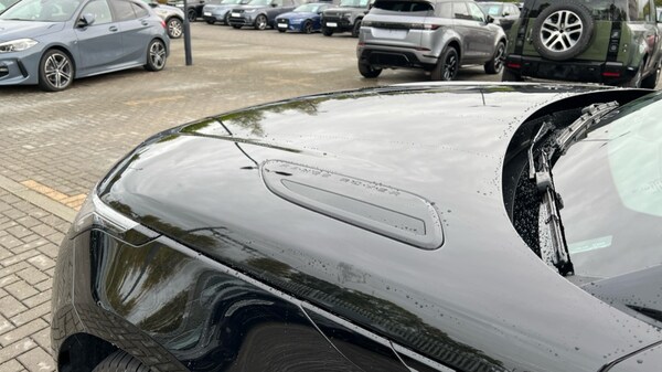 Used Land Rover Range Rover Velar 2025 for sale - 76203885: Photo 22