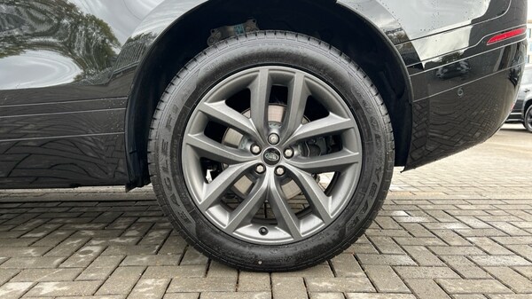 Used Land Rover Range Rover Velar 2025 for sale - 76203885: Photo 33