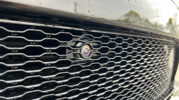 Used Land Rover Range Rover Velar 2025 for sale - 76203885: Photo 38