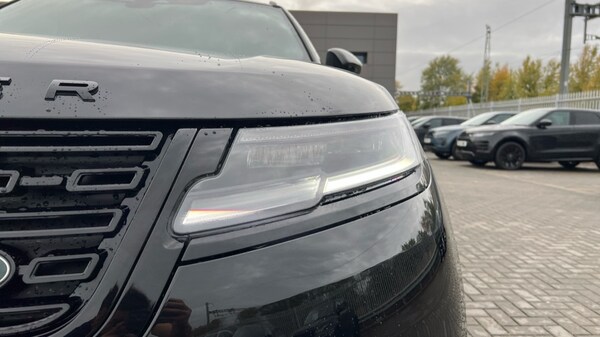 Used Land Rover Range Rover Velar 2025 for sale - 76203885: Photo 39