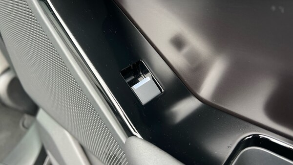 Used Land Rover Range Rover Velar 2025 for sale - 76203885: Photo 49