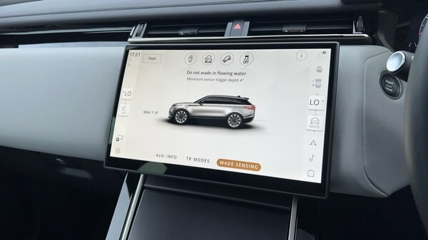 Used Land Rover Range Rover Velar 2025 for sale - 76203885: Photo 64