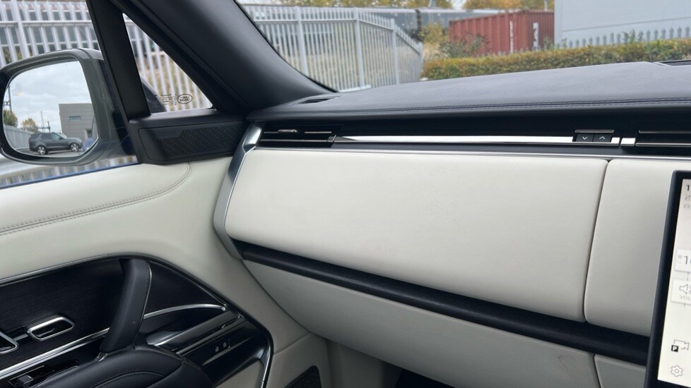 Used Land Rover Range Rover 2024 for sale - 76184005: Photo 22