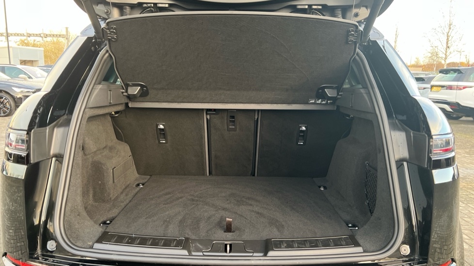 Used Land Rover Range Rover Evoque 2025 for sale - 76796306: Photo 10