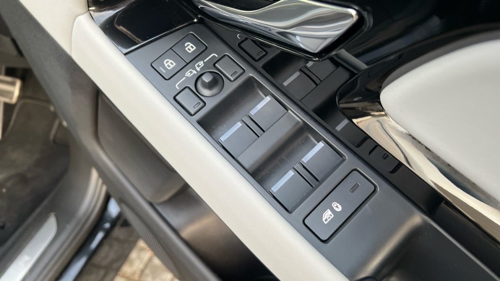 Used Land Rover Range Rover Evoque 2025 for sale - 76796306: Photo 42