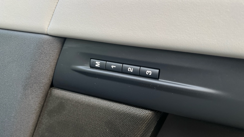 Used Land Rover Range Rover Evoque 2025 for sale - 76796306: Photo 44