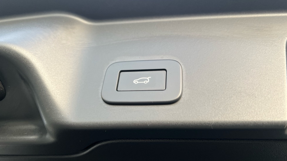 Used Land Rover Range Rover Evoque 2025 for sale - 76796306: Photo 54