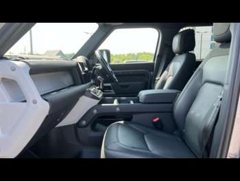 Used Land Rover Defender 2023 for sale - 74621033: Photo