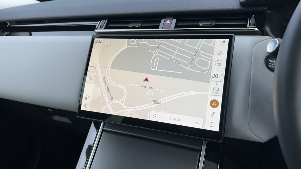 Used Land Rover Range Rover Velar 2025 for sale - 76652612: Photo 11