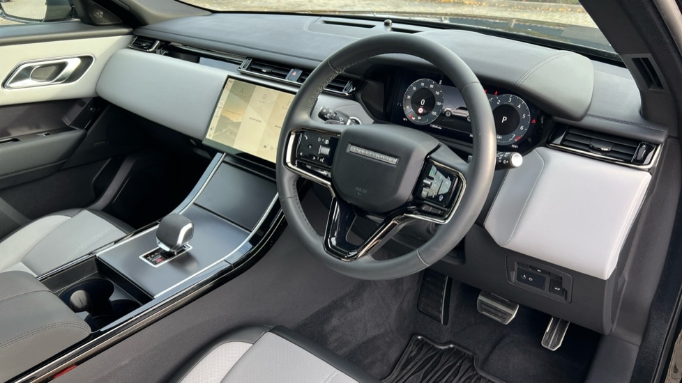 Used Land Rover Range Rover Velar 2025 for sale - 76652612: Photo 28