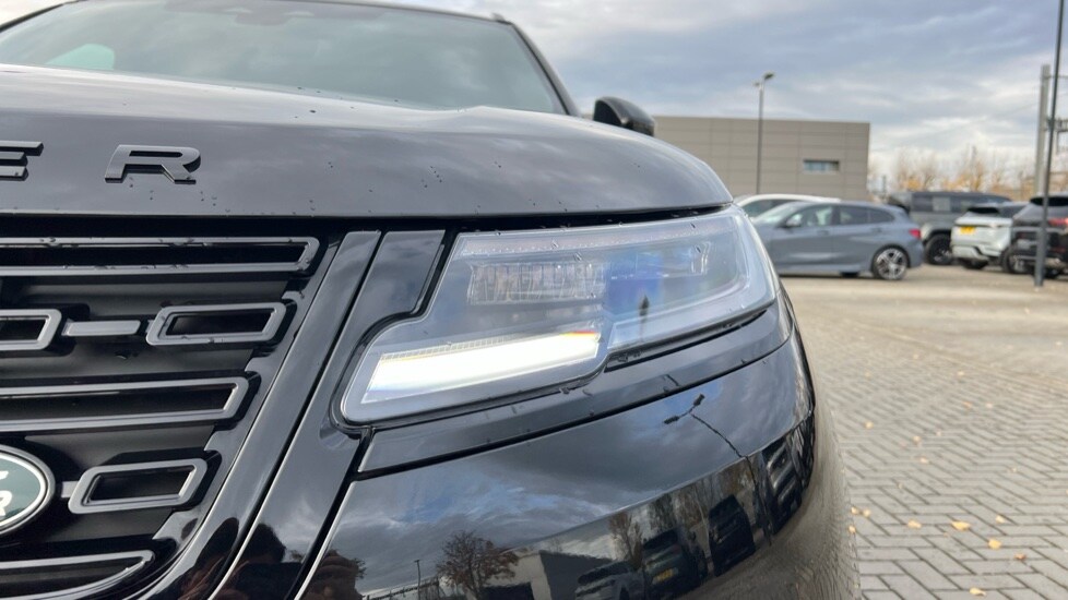 Used Land Rover Range Rover Velar 2025 for sale - 76652612: Photo 39