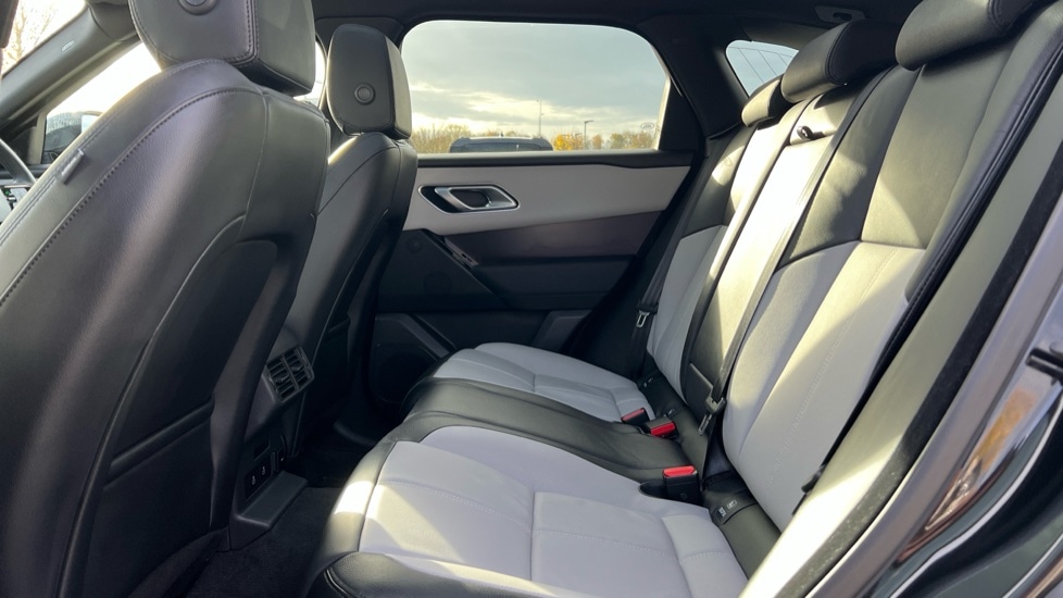 Used Land Rover Range Rover Velar 2025 for sale - 76652612: Photo 4