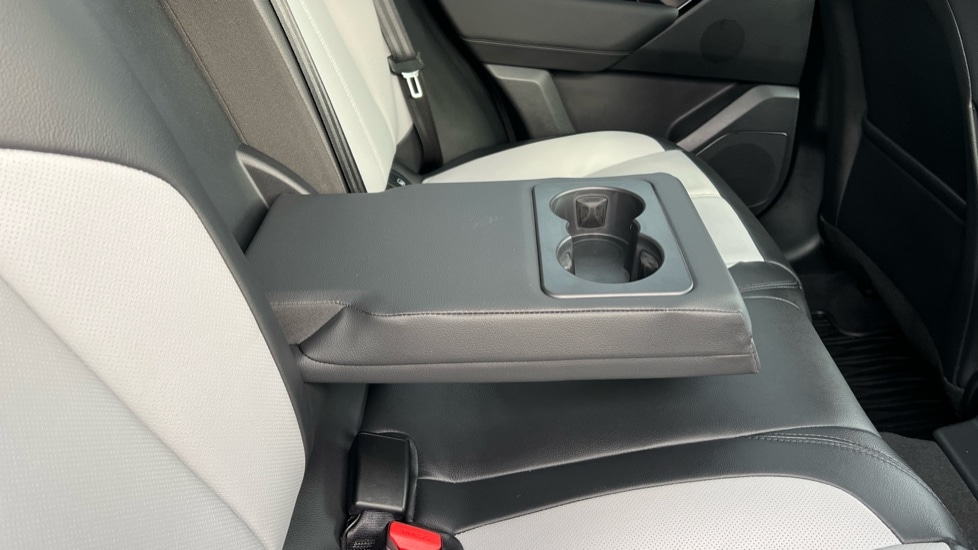 Used Land Rover Range Rover Velar 2025 for sale - 76652612: Photo 51