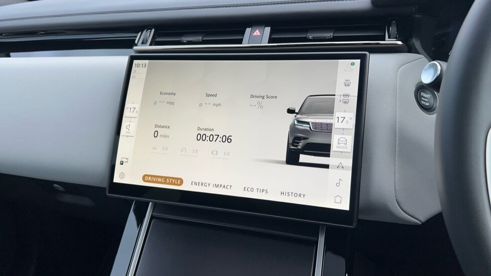 Used Land Rover Range Rover Velar 2025 for sale - 76652612: Photo 62