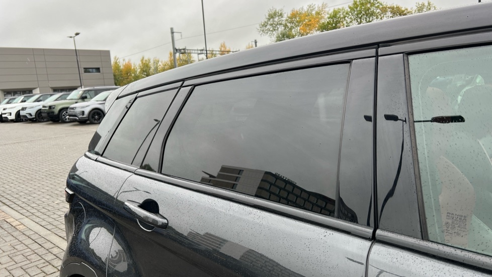 Used Land Rover Range Rover Evoque 2018 for sale - 76523505: Photo 34