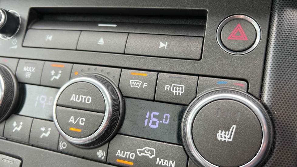 Used Land Rover Range Rover Evoque 2018 for sale - 76523505: Photo 61