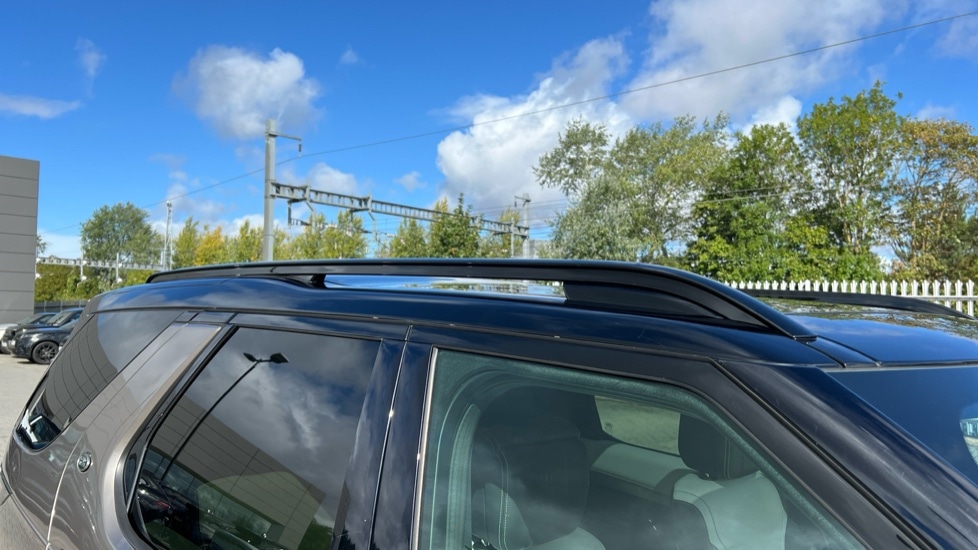 Used Land Rover Discovery 2024 for sale - 76501385: Photo 34