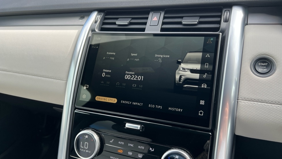 Used Land Rover Discovery 2024 for sale - 76501385: Photo 63