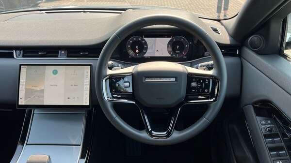 Used Land Rover Range Rover Evoque 2025 for sale - 75843578: Photo 15