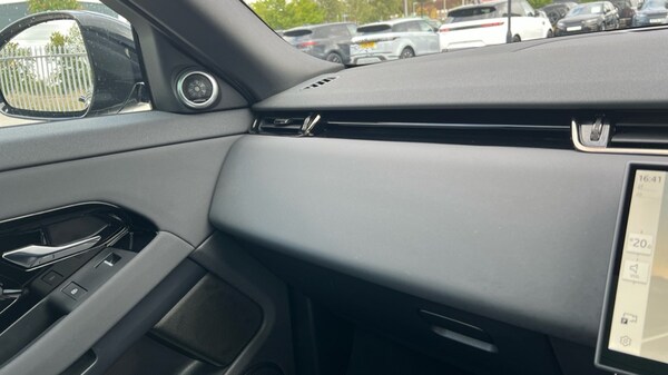 Used Land Rover Range Rover Evoque 2025 for sale - 75758644: Photo 23