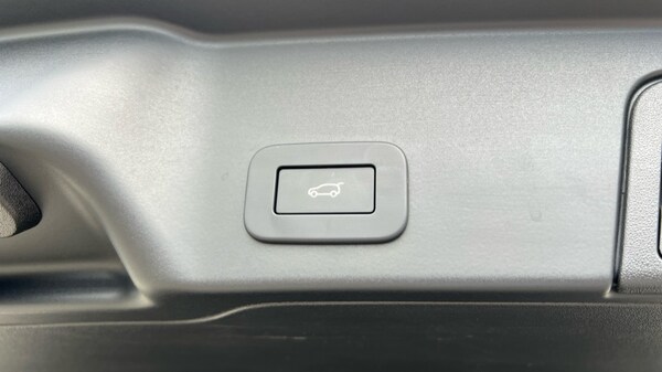 Used Land Rover Range Rover Evoque 2025 for sale - 75758644: Photo 50