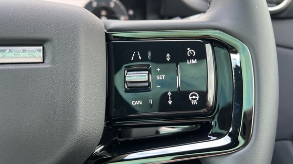 Used Land Rover Range Rover Evoque 2025 for sale - 75758644: Photo 65