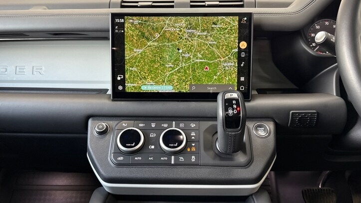 Used Land Rover Defender 2024 for sale - 76180197: Photo 23
