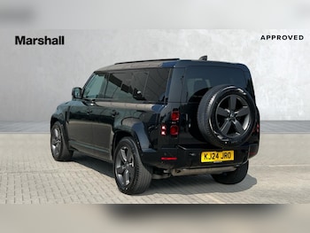 Used Land Rover Defender 2024 for sale - 76180197: Photo 2