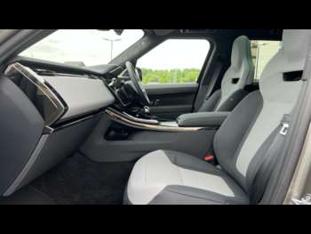 Used Land Rover Range Rover Sport 2024 for sale - 74648079: Photo