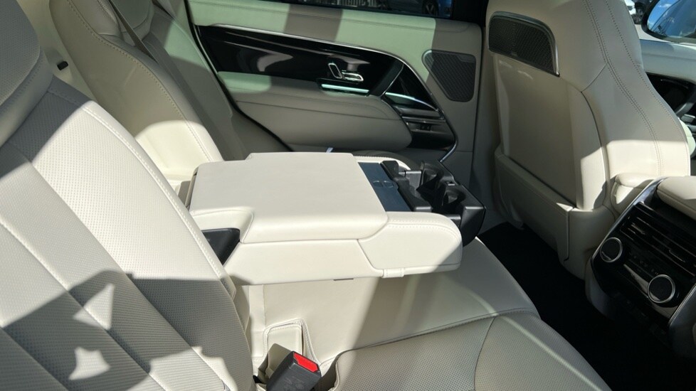 Used Land Rover Range Rover 2025 for sale - 76168731: Photo 53