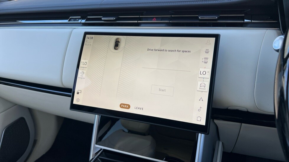 Used Land Rover Range Rover 2025 for sale - 76168731: Photo 77