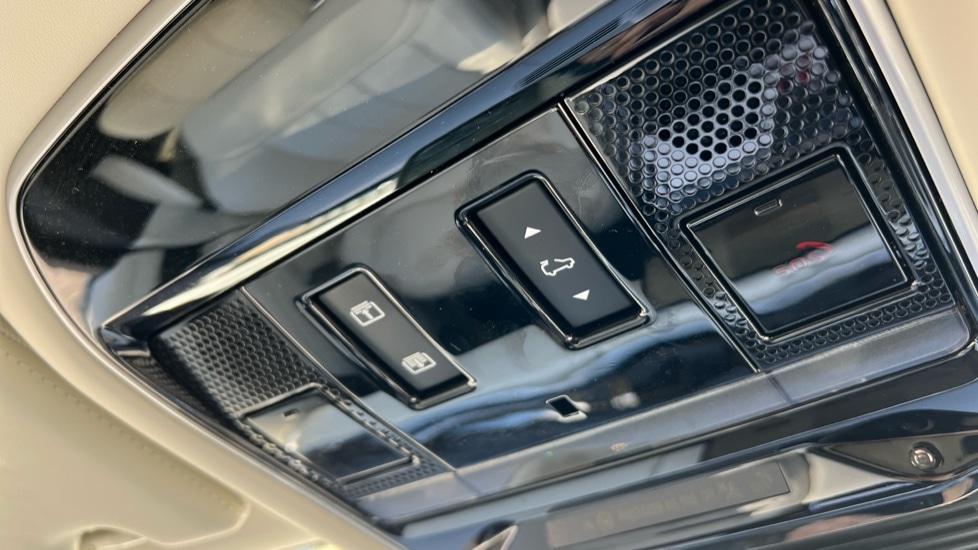 Used Land Rover Range Rover 2025 for sale - 76168731: Photo 86