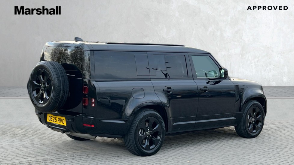 Used Land Rover Defender 2025 for sale - 76704363: Photo 25